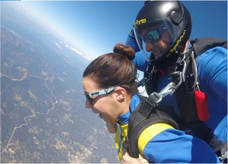 Salto tandem 4000 m con cámara externa Espinho