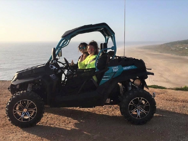 Disfrutando de el dia en buggy