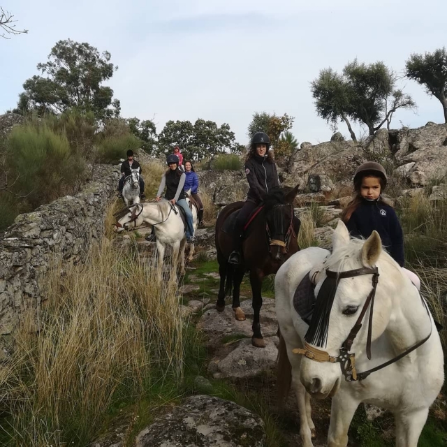 Paseo a caballo niños portugal