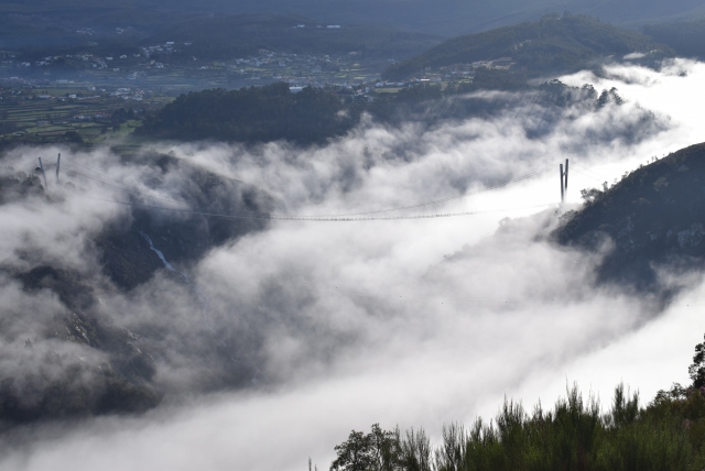  Por encima de las nubes 