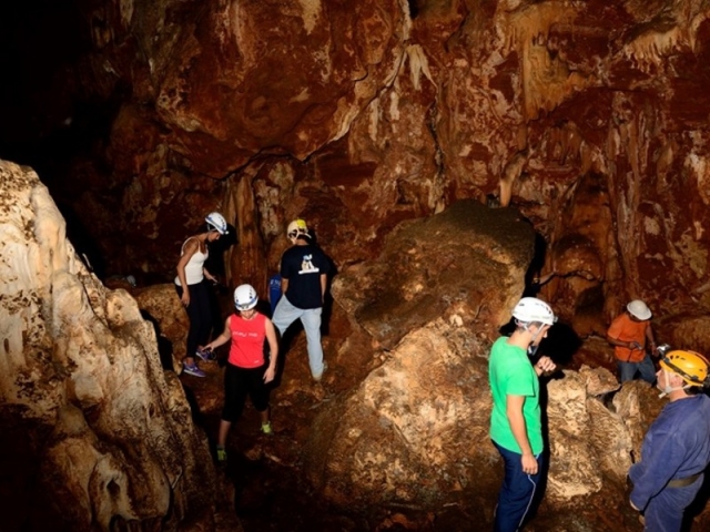 Tour Mina de Regoufe y Aldea de Drave, 4h