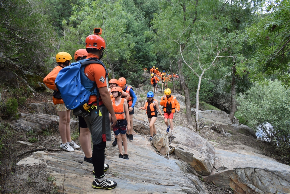 Instructor explicando la actividad 