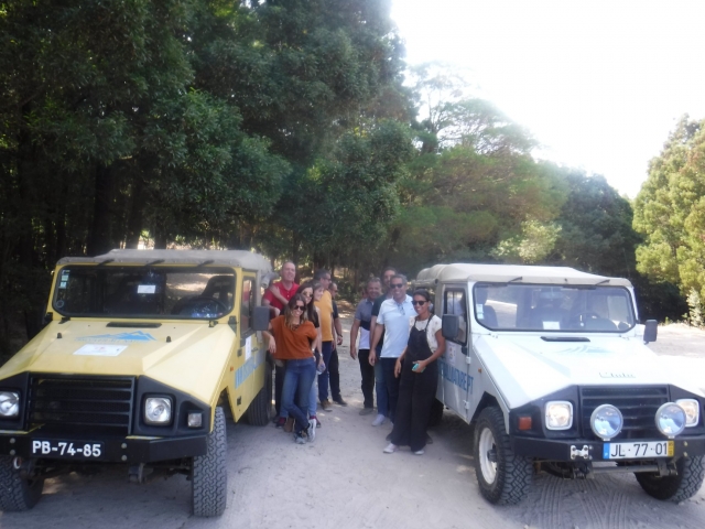 Posando con los Jeep