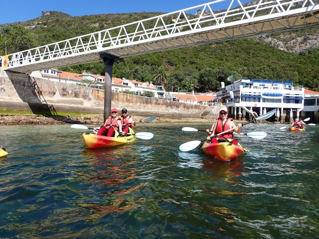 Con los kayaks por la costa de Sesimbra