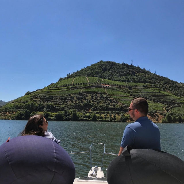 paseo romántico en barco