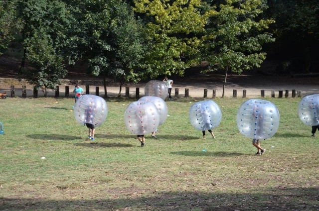 Dentro de las pelotas de zorb