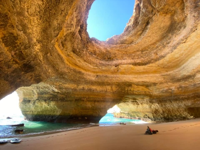 Gruta de Benagil en el Algarve