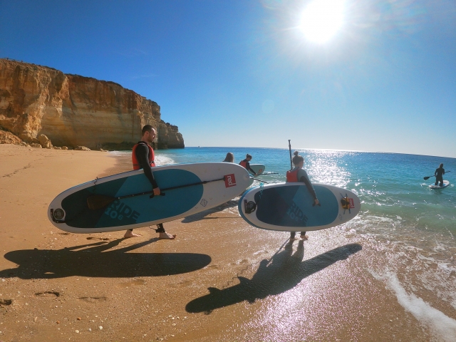 Lanzándonos al mar para el paddle board
