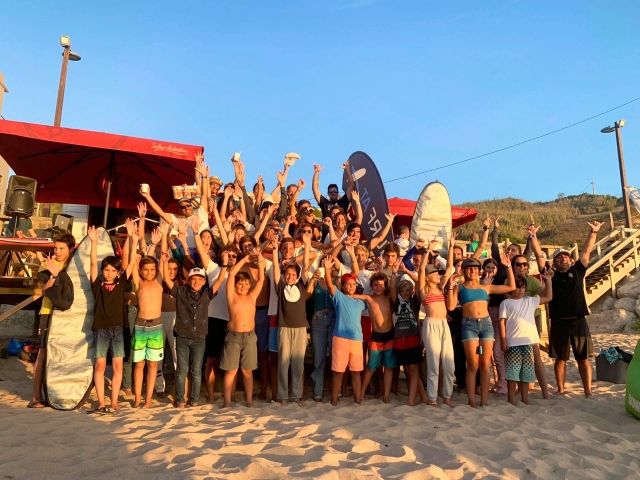 día de surf en Colares