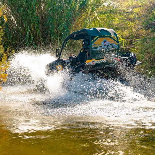 cruzando el rio