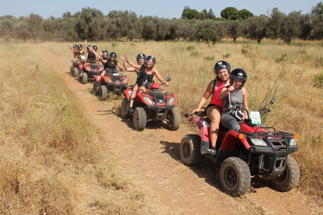 Tour en cuatrimoto por el campo