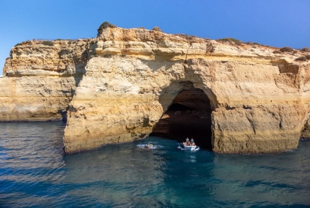  Descubre las cueva marinas de Portugal