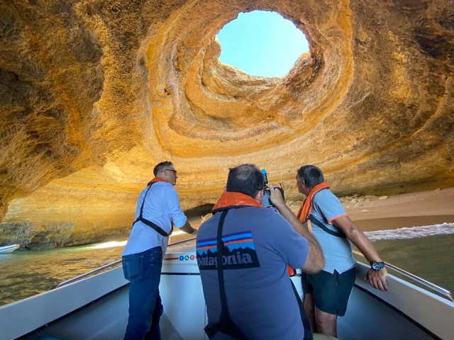 Parada en la Gruta de Benagil