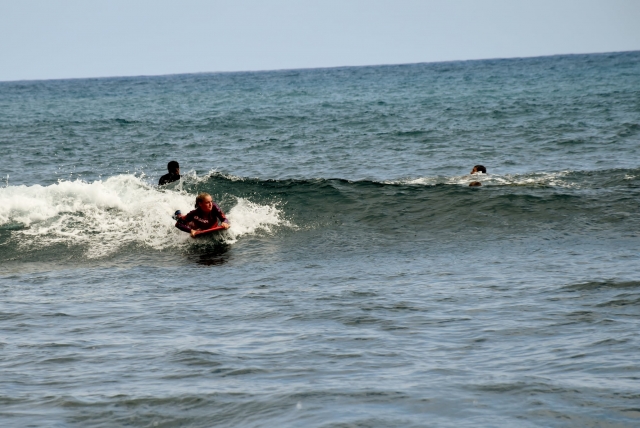 Aprendiendo a practicar bodyboard en Madeira
