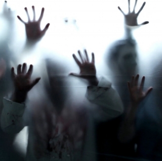 Escape room de zombies en Praia da Rocha 1h40