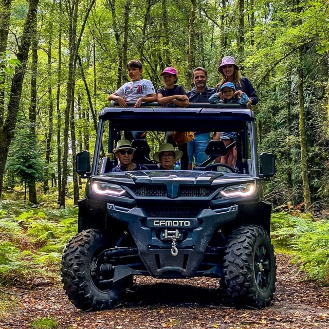 Subidos a nuestro buggy