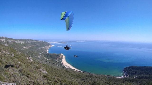 Vuelo Parapenle Tándem Praia de Fonle da Telha