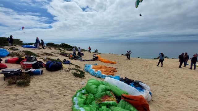 Playa atestado del equipamiento necesario para acometer la actividad