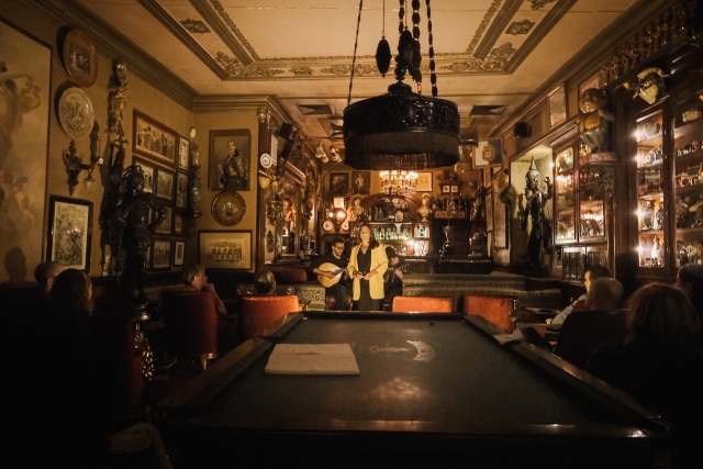  Una típica casa de fado con pretensión 
