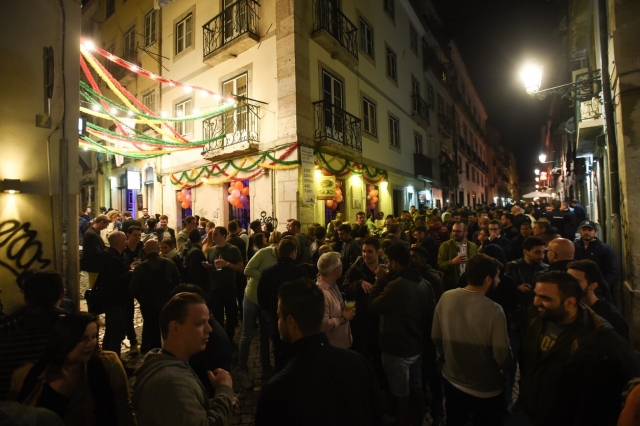  Las pruebas ocurren en los pubs 