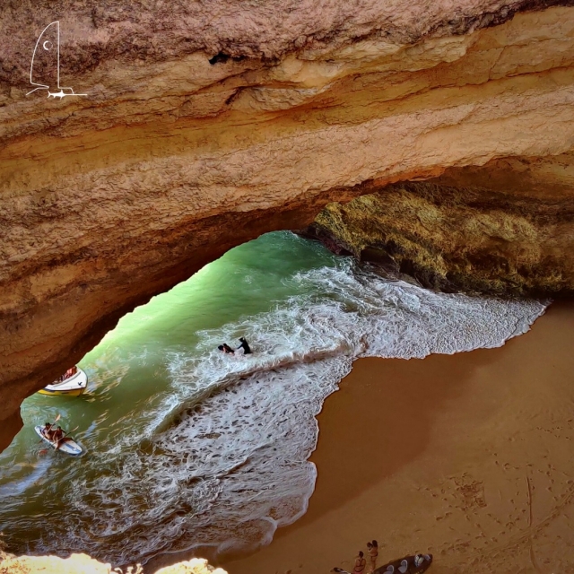 Descubriendo las cueva marinas