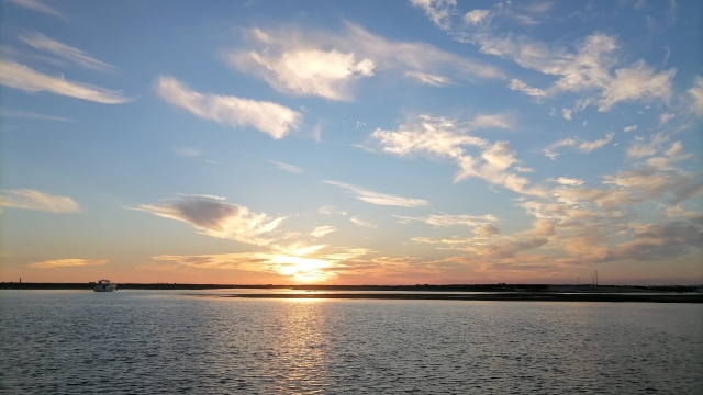 Paisajes bonitos duranle el atardecer