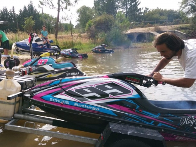 Preparado nuestras jet ski para la aventura