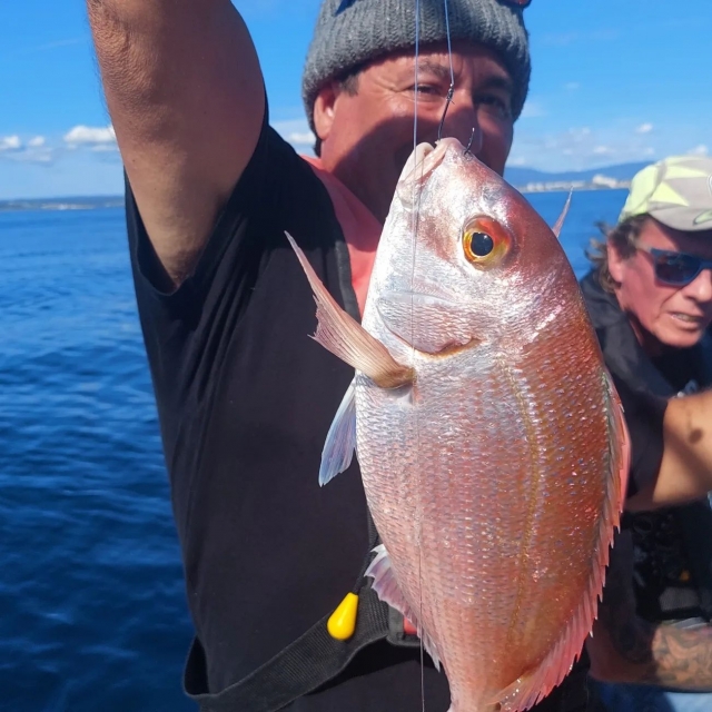 Un día de pesca fondeada en el Atlántico