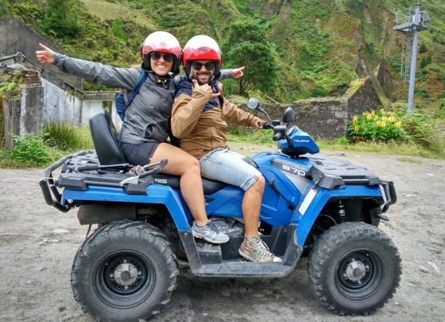 Explorando las Azores con el cuatrimoto
