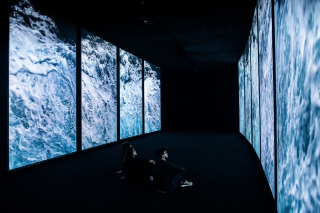 Exposición inmersiva del océano