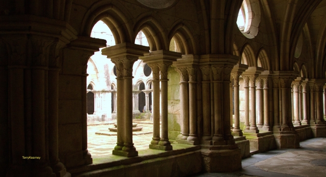 Columnas de la Catedral de Oporto