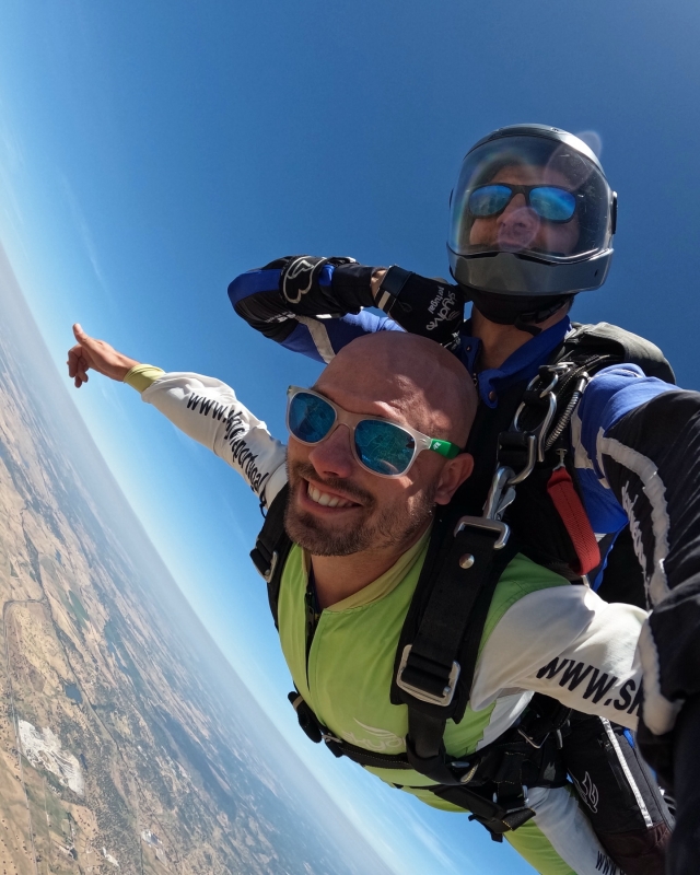  Paracaidismo en Évora 