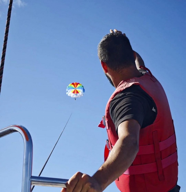 Vuelo de parasailing 