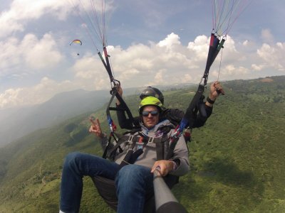 VIP Halcon Paragliding Flight in Chapala