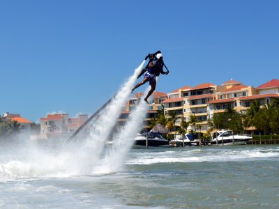 Vuelo en Jetpack durante 30 minutos en Cancún