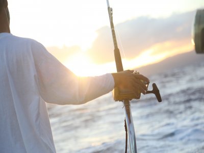 Noleggio barca con skipper per la pesca per 4 ore