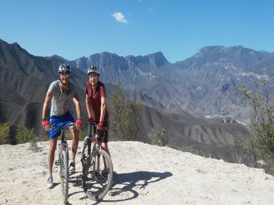 Recorrido en BTT + gotcha + alojamiento