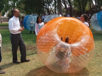 Renta de 4 bolas de zorbing por 5 horas