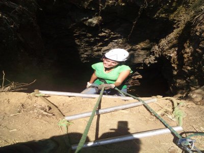 Rappel en una mina en Mineral del Chico