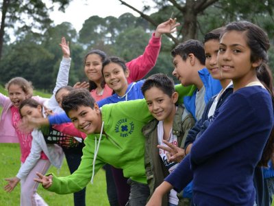 Acampamento escolar com caiaque Sierra Tecuan 1 noite