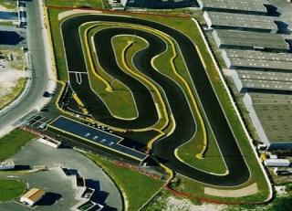  Pista iluminada 