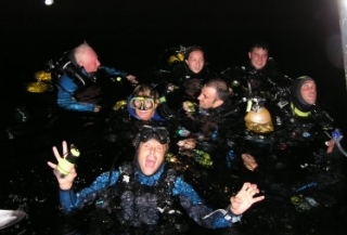  Buceo nocturno 