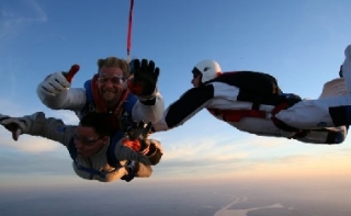  En plena caída libre 