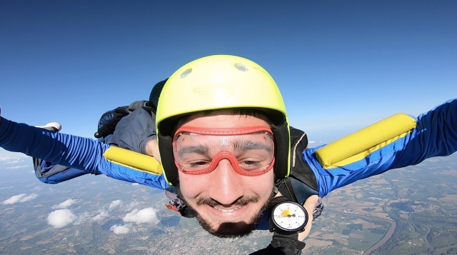 Salto en paracaídas en Estillac