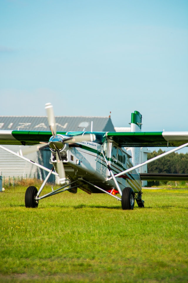 e-19629821-notre-super-avion178151784517815179131582.jpg
