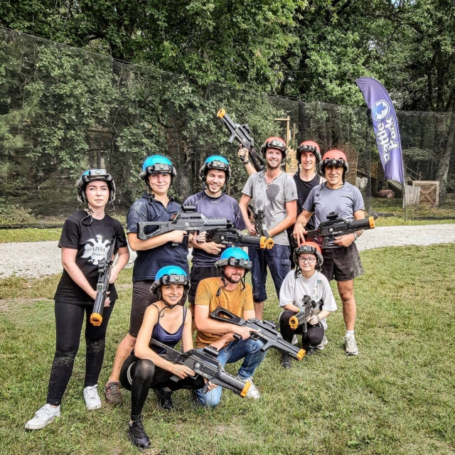  Laser tag al aire libre 