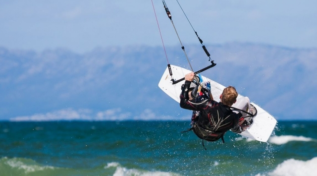  Adrenalina garantizada duranle las actividades de kitesurf 