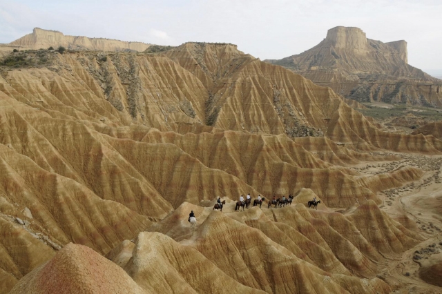  Desierto de las Bardenas en España 