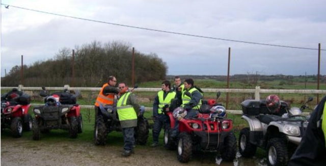  Ruta en cuatrimoto en grupo 