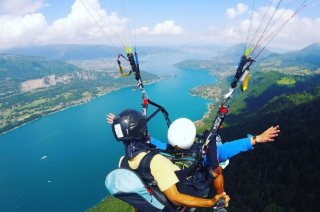  Embárcale en una aventura en parapenle acompañado de un estado- instructor certificado 
